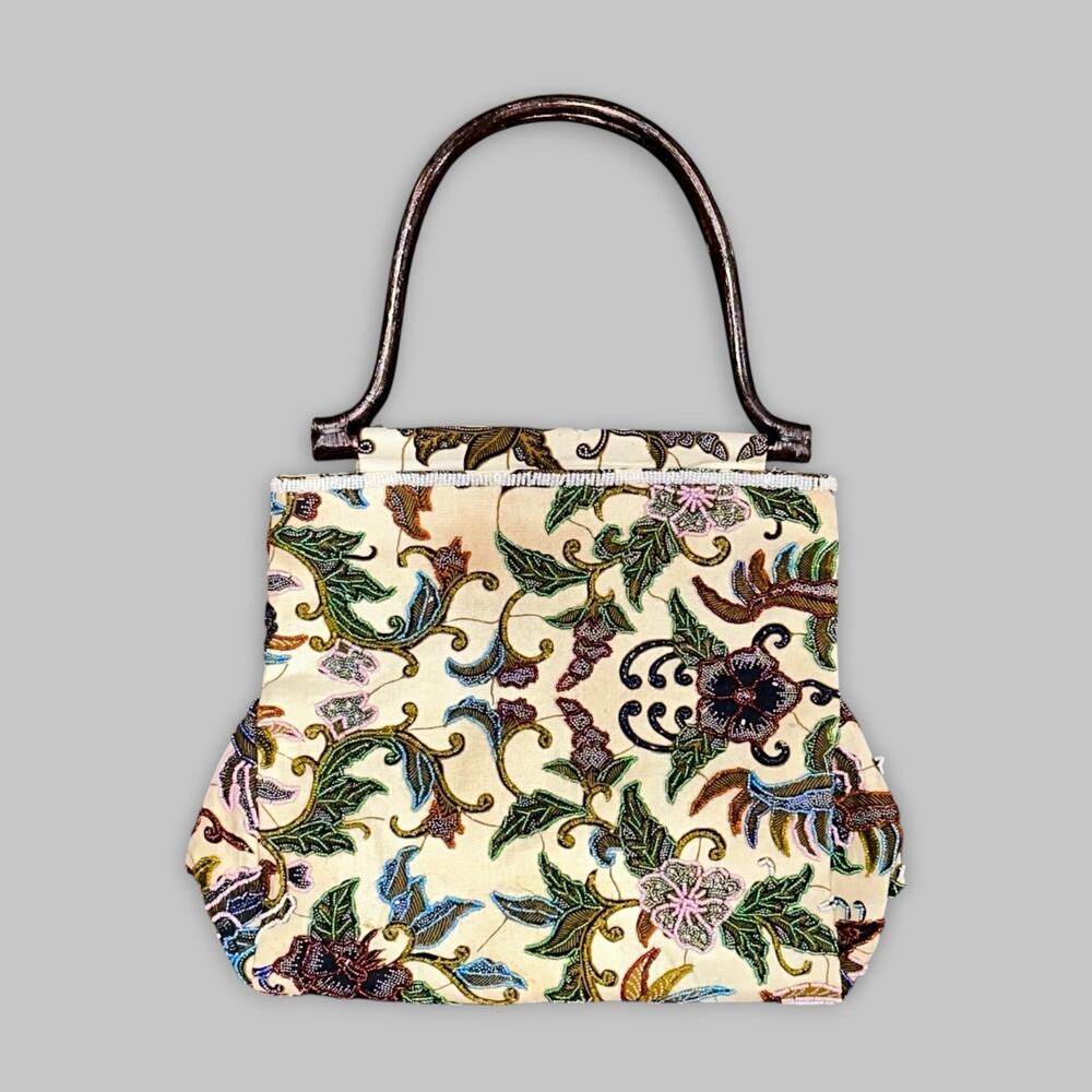 Treesje Vintage Embroidered Floral Tapestry Handbag